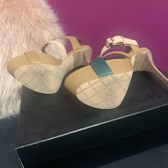 L.A.M.B. women's sandal heels size 7.5 EVELYN - Picture 6 of 9